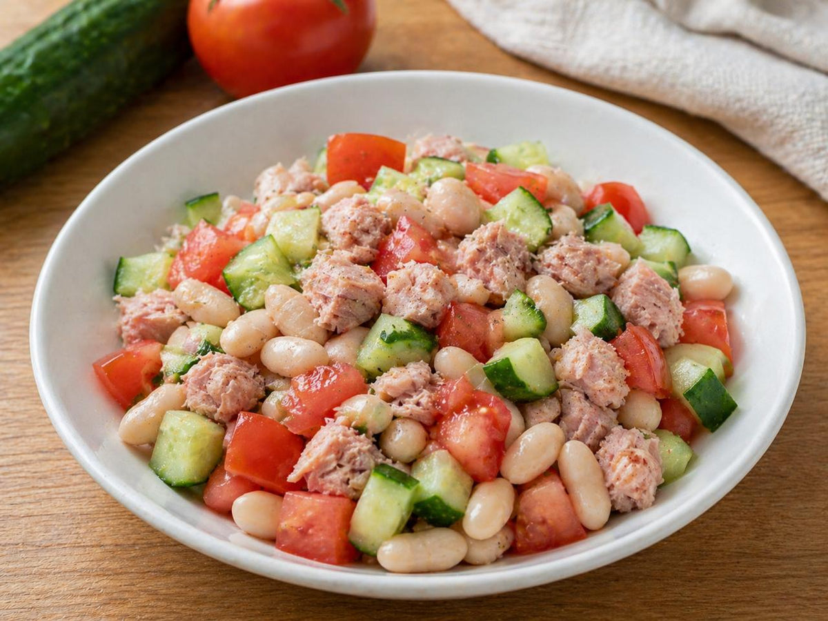 Ensalada de Atún, Frijoles Blancos y Tomate