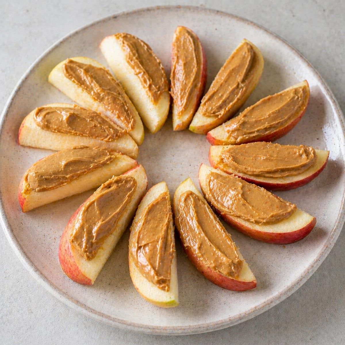 Manzana con Crema de Cacahuate Natural